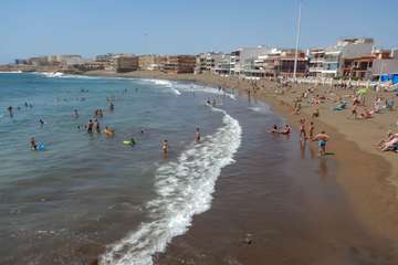 Oleaje en las playas de Telde/Antonio Rico.